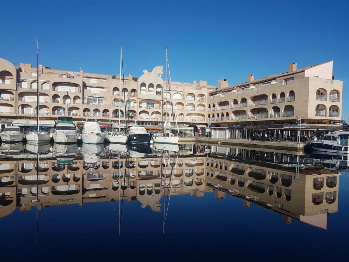 residence port hyeres les palmiers Extérieur photo