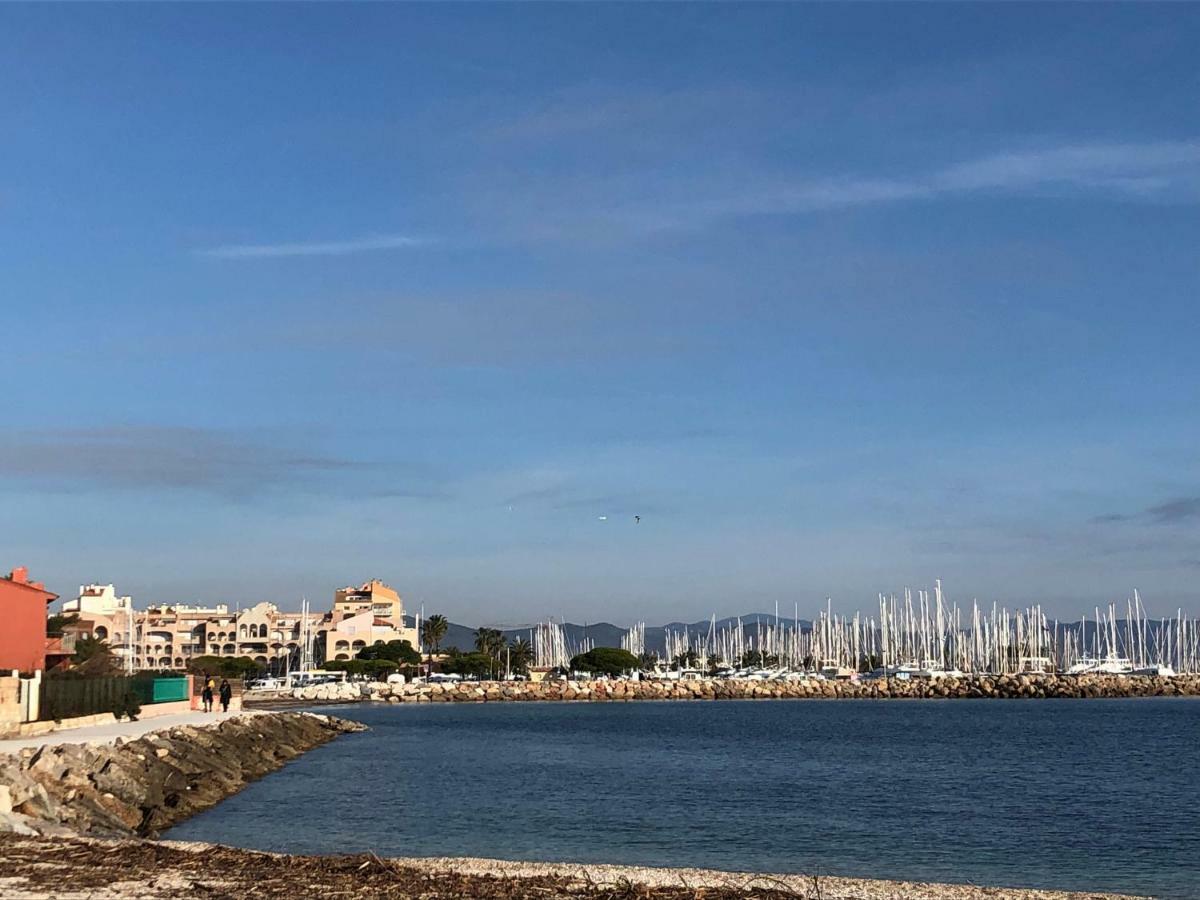 residence port hyeres les palmiers Extérieur photo